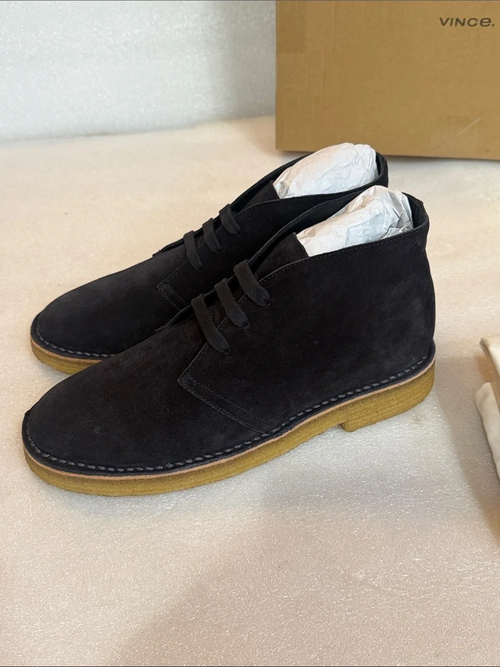 Vince Mens Lafayette Chukka Boot Suede Leather Size 8